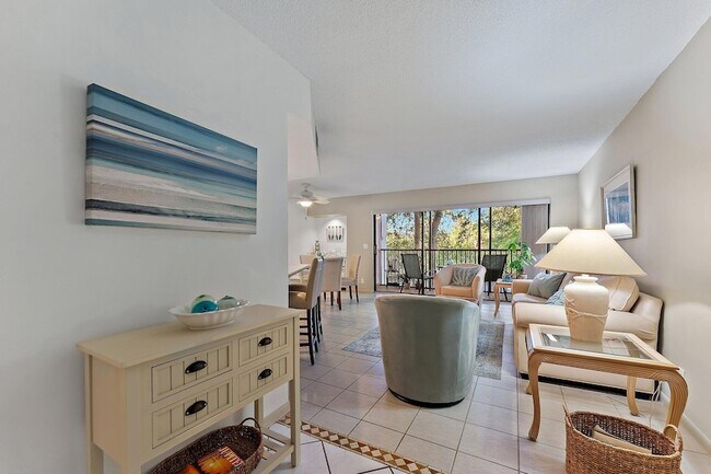 Building Photo - 1605 S US Hwy 1