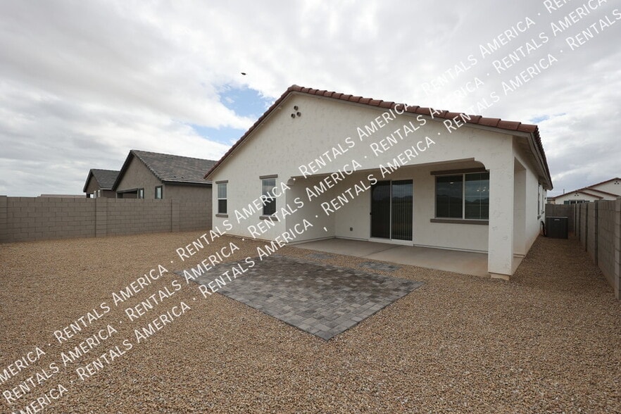 Building Photo - 1142 E Westwood Dr