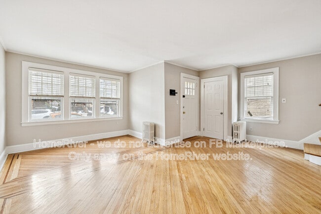 Building Photo - 11 Cedar St