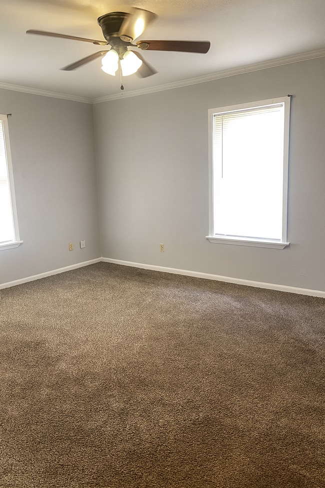 Building Photo - 23601 State Hwy 64