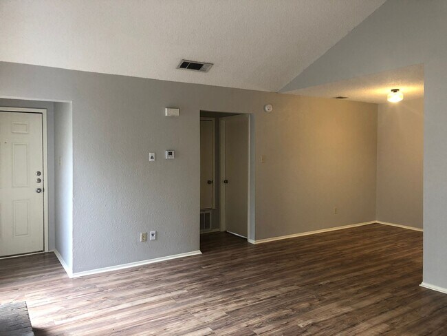 Building Photo - 7002 Ivory Key Ct