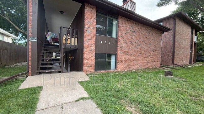 Building Photo - 4521 Madison Ave