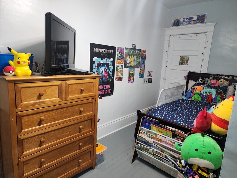 Bedroom 2 - 89 S Main St