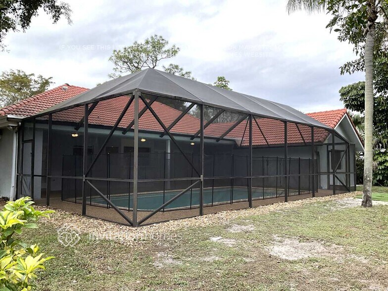 Building Photo - 5111 NW 81st Terrace