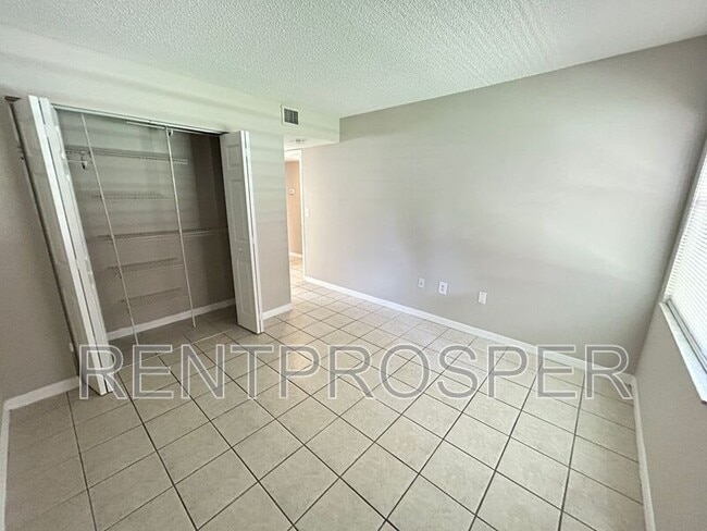 Building Photo - 180 Magnolia Woods Ct