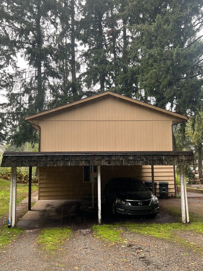 Building Photo - 2507 1/2 B Street
