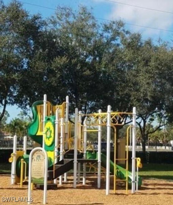 Building Photo - 7761 Bristol Cir