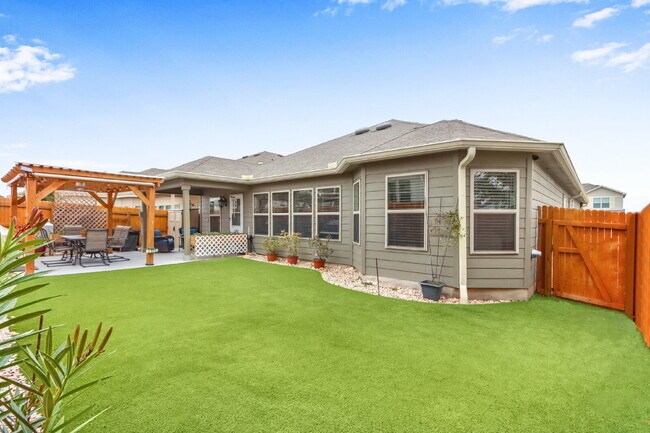 Building Photo - **Stunning 4BR/3BA Home with Dual Primary Ensuites & Modern Upgrades!**