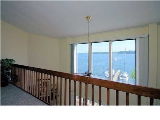 Building Photo - Waterfront Unit in Niceville