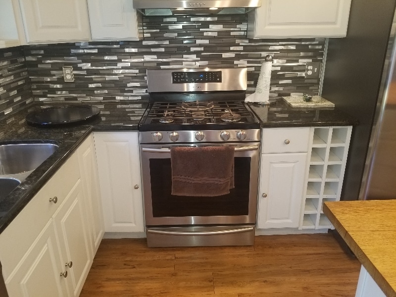 Building Photo - 3107 Riverside Dr