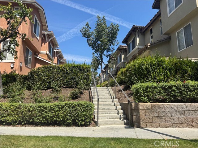 Building Photo - 1219 Olson Dr