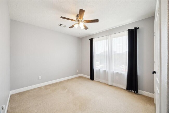 Building Photo - 16018 Heights Harvest Ln