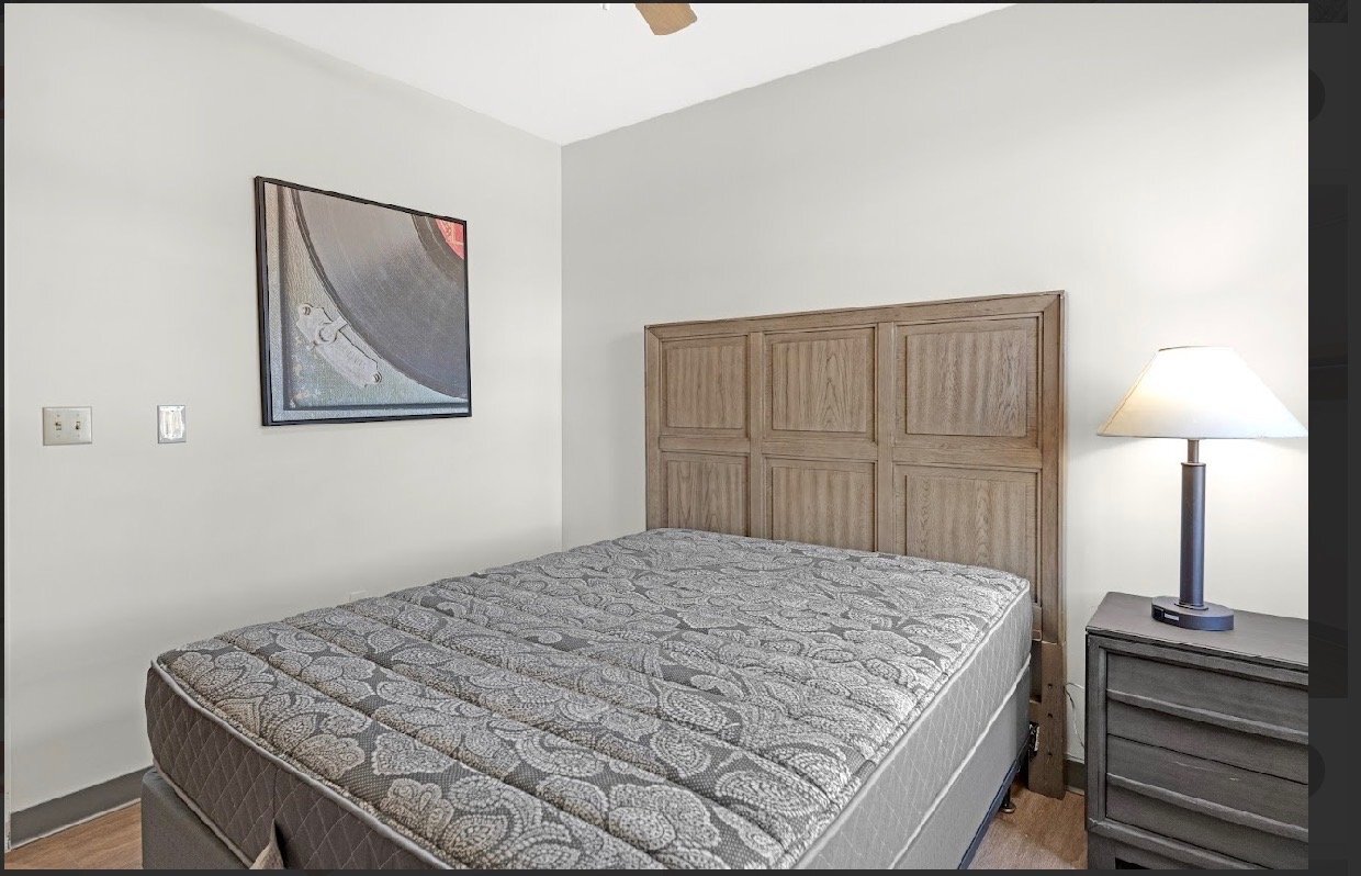 Building Photo - 139 N Barksdale St