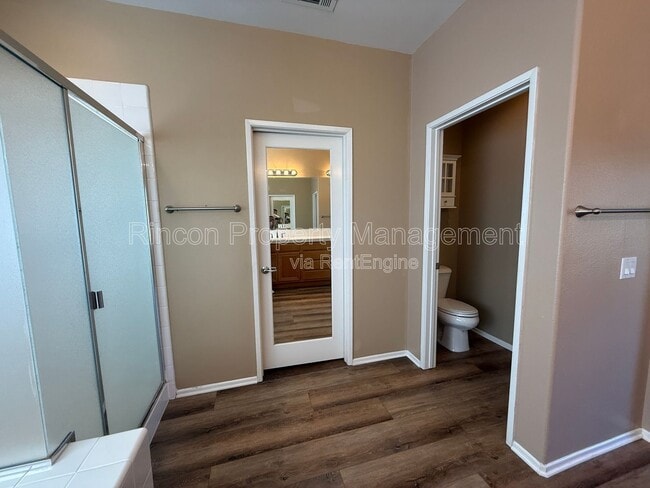 Building Photo - 2029 Milagro Pl