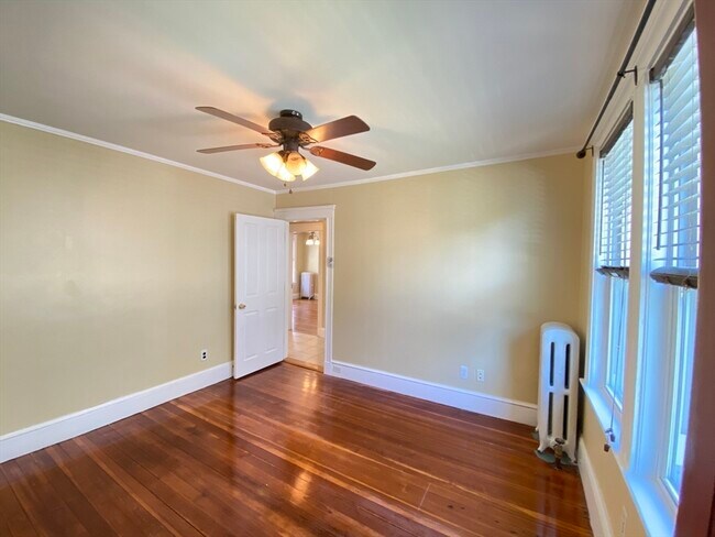 Building Photo - 39 Davis Rd