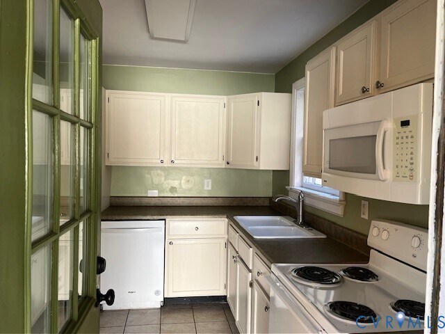 Building Photo - 7716 Patterson Ave