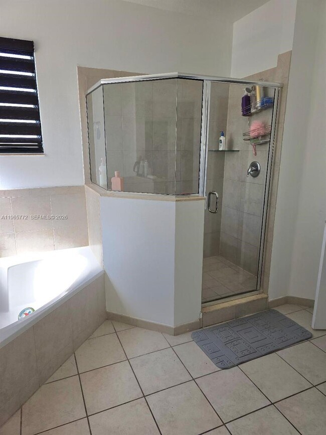 Building Photo - 24122 SW 117 Path