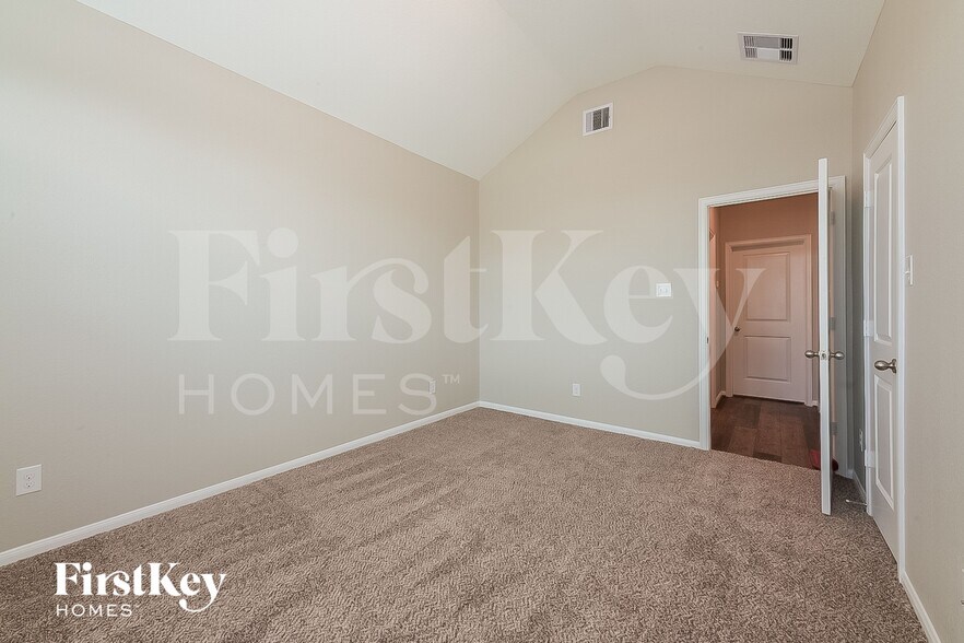 Building Photo - 12524 Jetty Cv