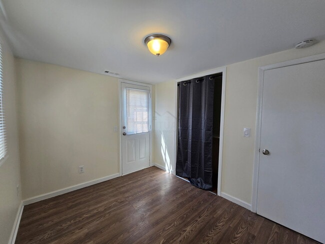 Building Photo - 3438 Duffield