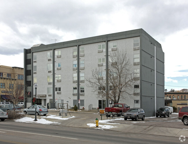 Building Photo - Reyn Rock Plaza Senior Housing