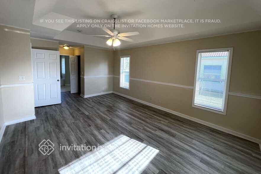 Building Photo - 3642 SW Darwin Blvd