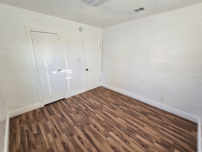 Building Photo - Remodeled 3 bedroom/ 1 bathroom