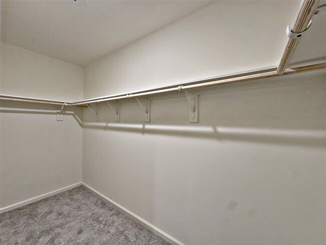 Building Photo - 8431 Vacek Xing Wy