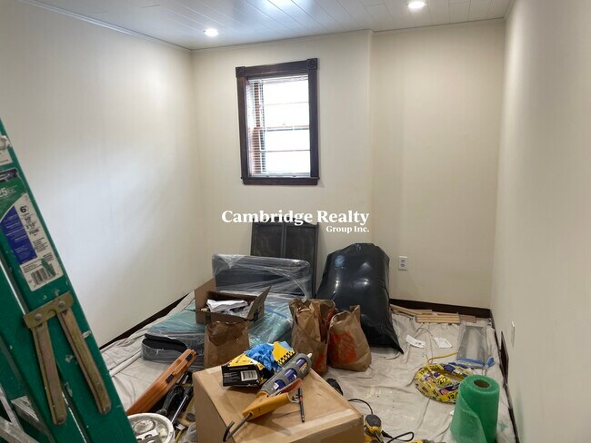 Building Photo - 8 Locke St