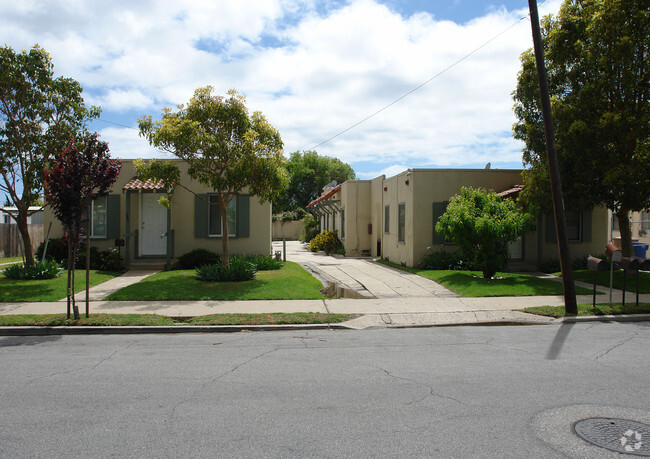 Primary Photo - 330-338 W Prospect St