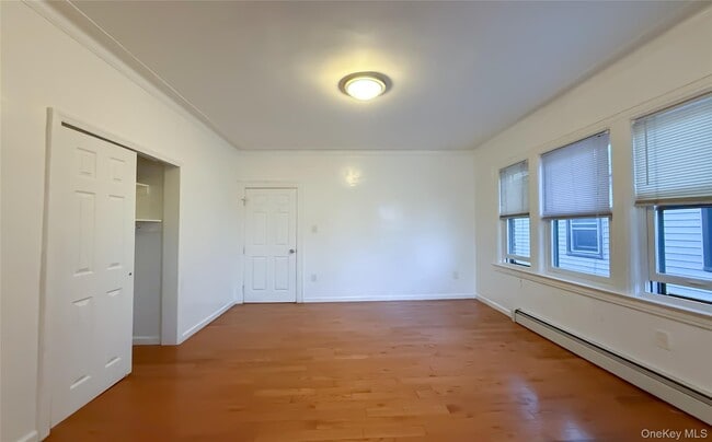 Building Photo - 33-30 145th Pl