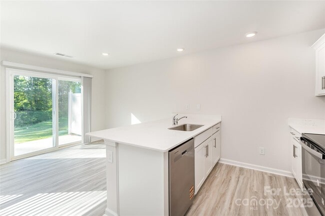 Building Photo - 5110 Hyrule Dr