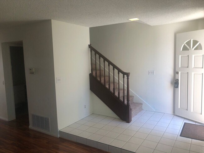 Building Photo - **Coming Soon** Modern Irvine Townhome in ...
