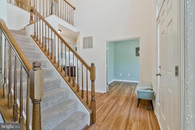 Building Photo - 44208 Navajo Dr