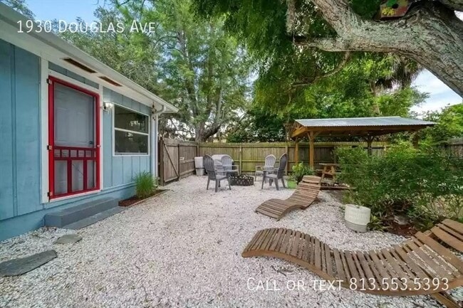 Building Photo - 1930 Douglas Ave