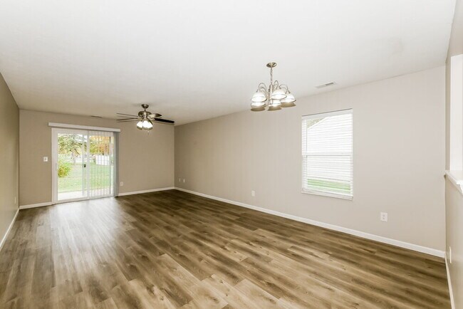 Building Photo - 117 Hilltop Farms Blvd