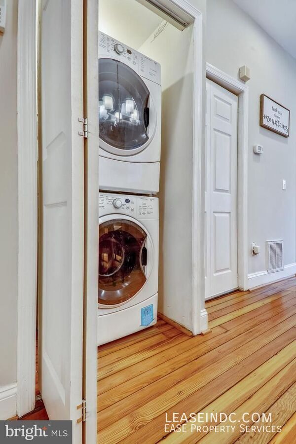 Building Photo - 766 Harvard St NW