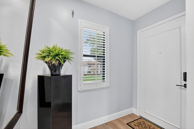 Building Photo - 21650 Juego Cir