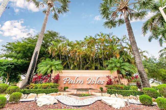 Building Photo - 9601 Harbour Lake Cir