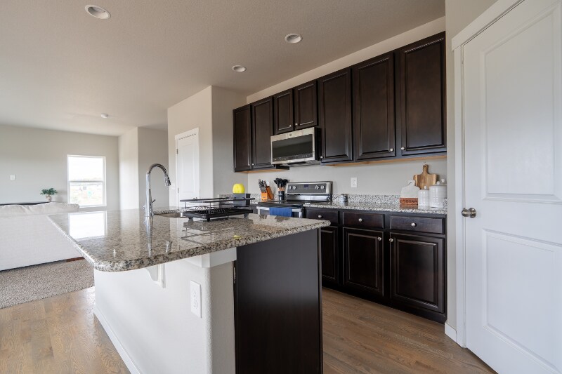 Building Photo - 1594 Grand Overlook St