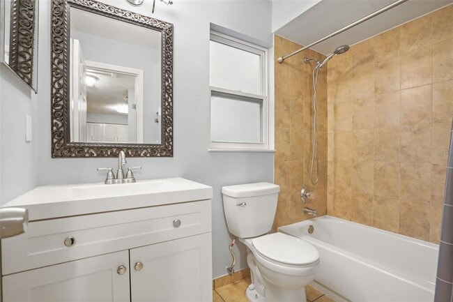 Building Photo - 2720 Sunrise Ct