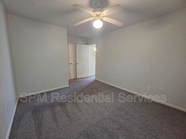Building Photo - 324 St Rosea Rd