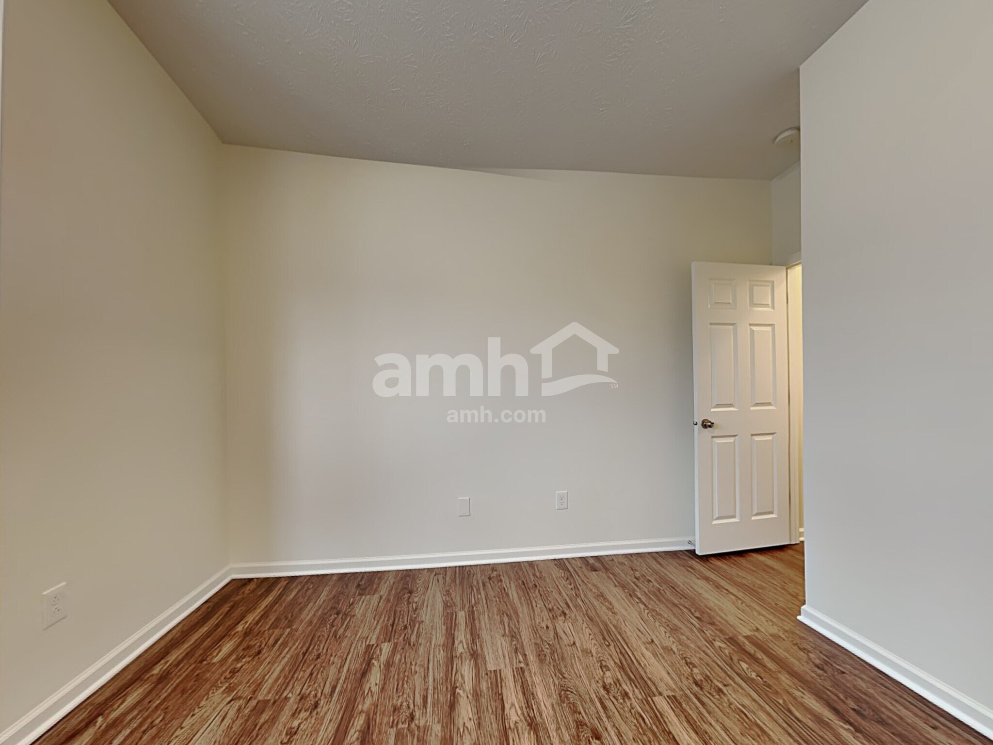 Building Photo - 16250 Milhousen Trail