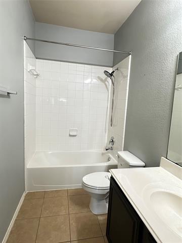 Building Photo - 905 Golden Bear Ln