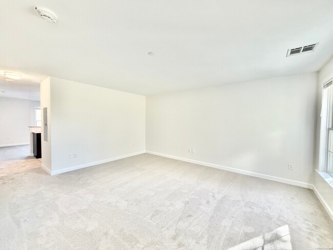 Building Photo - 72 Merrell Ave