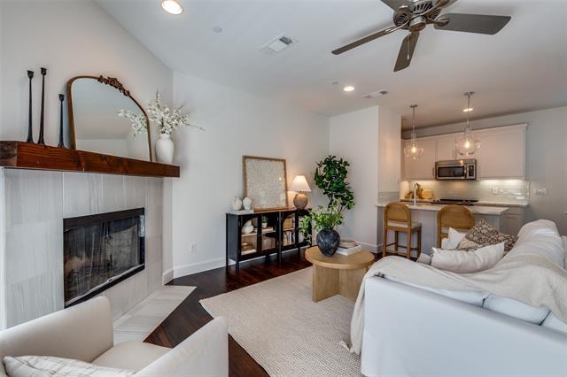 Building Photo - 5830 Oram St