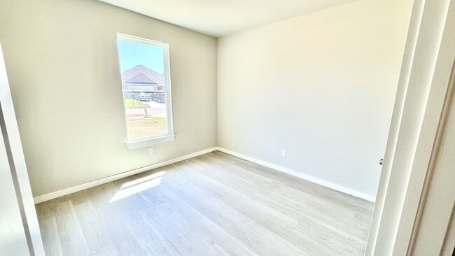 Building Photo - Beautiful Brand New 3-Bedroom Home in Coun...
