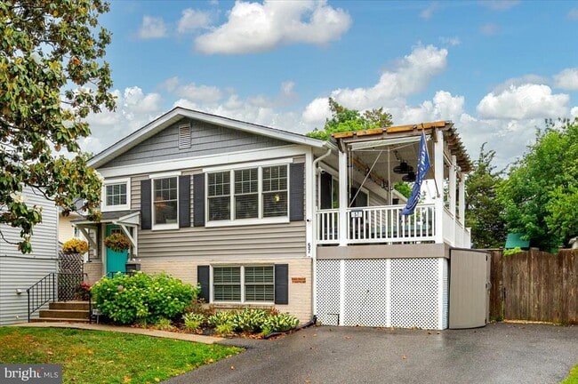 Building Photo - 57 Spa Rd