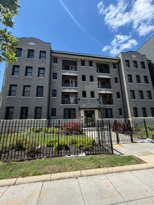 Building Photo - 4800 Georgia Ave NW