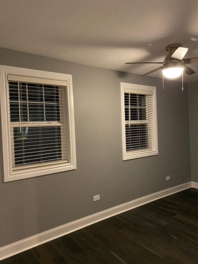 Building Photo - 3016 Grove Ln