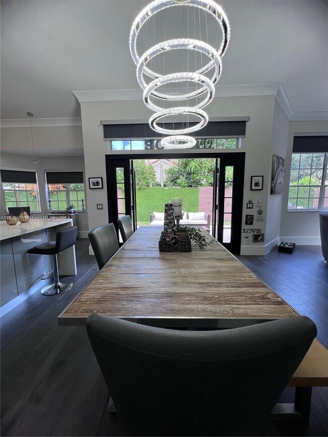 Building Photo - 1371 Bayview Cir